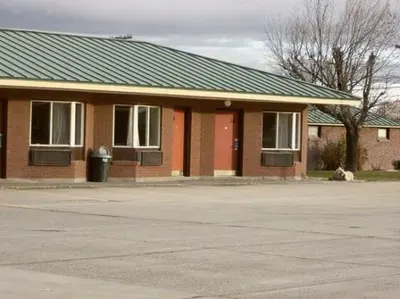Apollo Motor Inn, 296 Addison Ave W, Twin Falls, Idaho