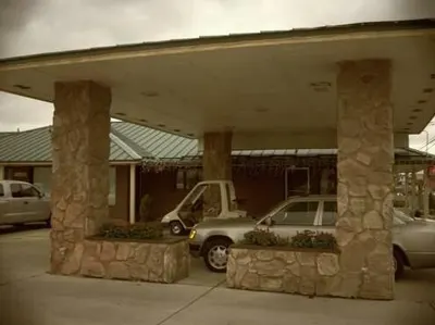 Apollo Motor Inn, 296 Addison Ave W, Twin Falls, Idaho