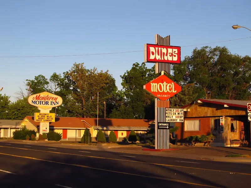 Dunes Motel, 447 Addison Ave W, Twin Falls, Idaho