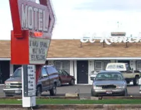 El Rancho Motel exterior, 380 Addison Ave W, Twin Falls, Idaho