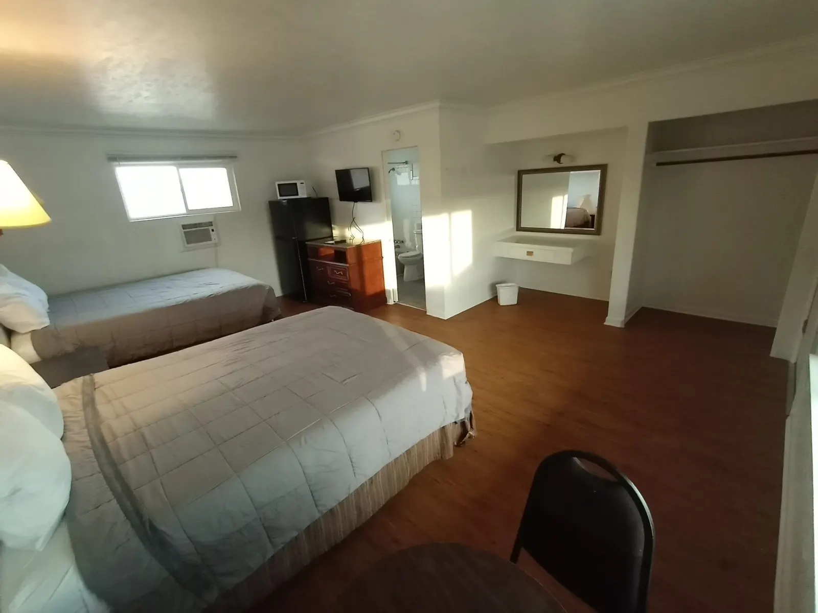 Monterey Motor Inn, 433 Addison Ave W, Twin Falls, Idaho
